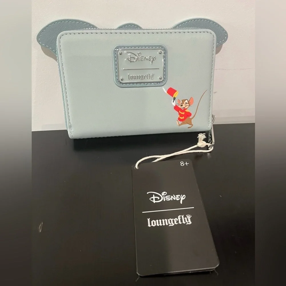 🆕Loungefly Disney Dumbo Figural Small Zip Wallet NWT
